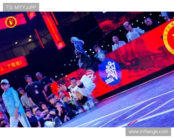 武汉街舞队的进攻体系解析:街舞战术与团队协作的完美结合 武汉街舞队的进攻体系解析:街舞战术与团队协作的完美结合