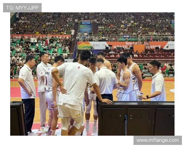 奥林匹亚与柏林阿尔巴的激烈对决揭示篮球战术与团队合作的魅力