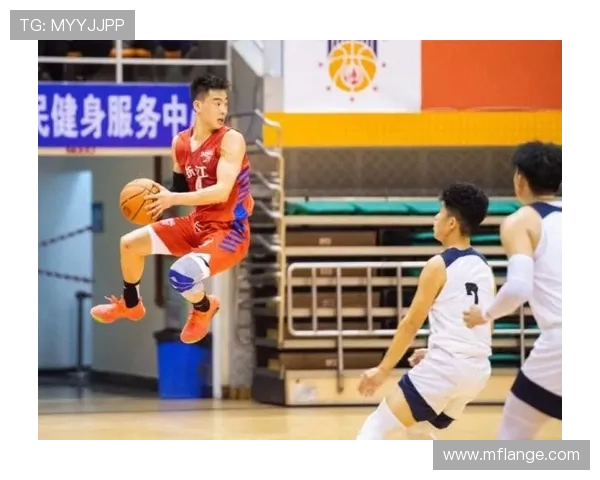 范子铭的成长之路：从青涩少年到职场精英的蜕变与奋斗