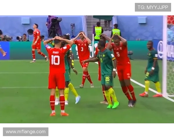 西班牙与瑞士足球友谊赛精彩对决展现两国足球风采与实力 西班牙与瑞士足球友谊赛精彩对决展现两国足球风采与实力