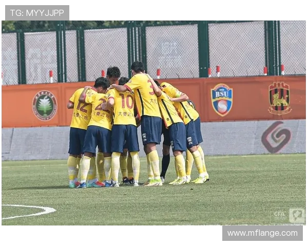 阿瓦伊主场迎战戈竞技争夺联赛关键三分的激烈对决 阿瓦伊主场迎战戈竞技争夺联赛关键三分的激烈对决