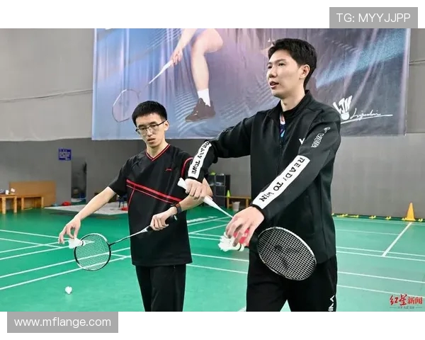 成都羽毛球队的奋斗历程与亚运会荣耀之路的成长故事